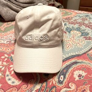 Adidas Cap 💕